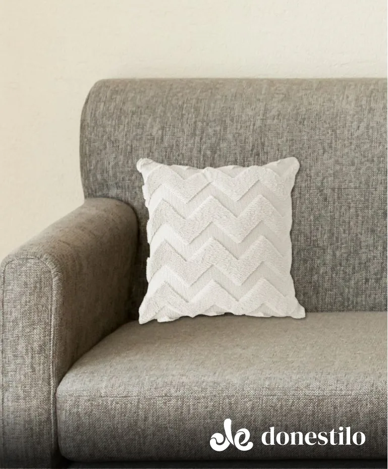 Capa de Almofada Plush 43X43 cm Jolitex bege