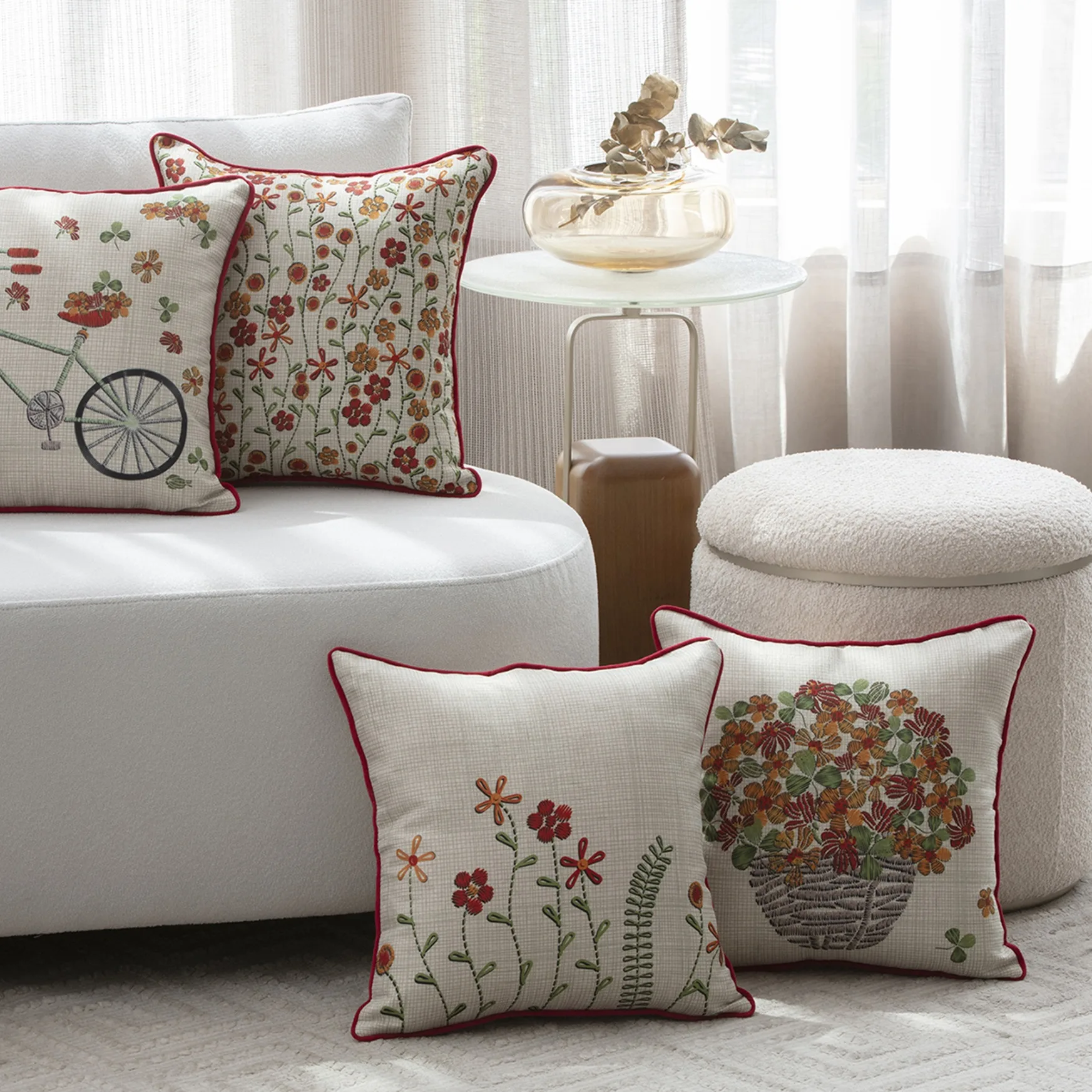 Capa de Almofada Adeline 43x43 cm com Borda Jolitex