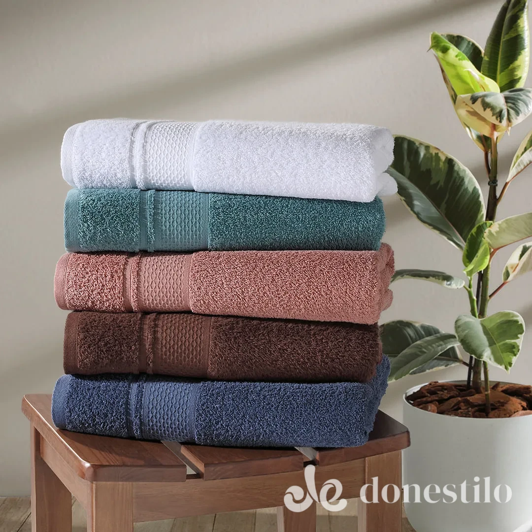 Toalha de Banho Roma FJ-8399 medindo 70cm x 1,40m